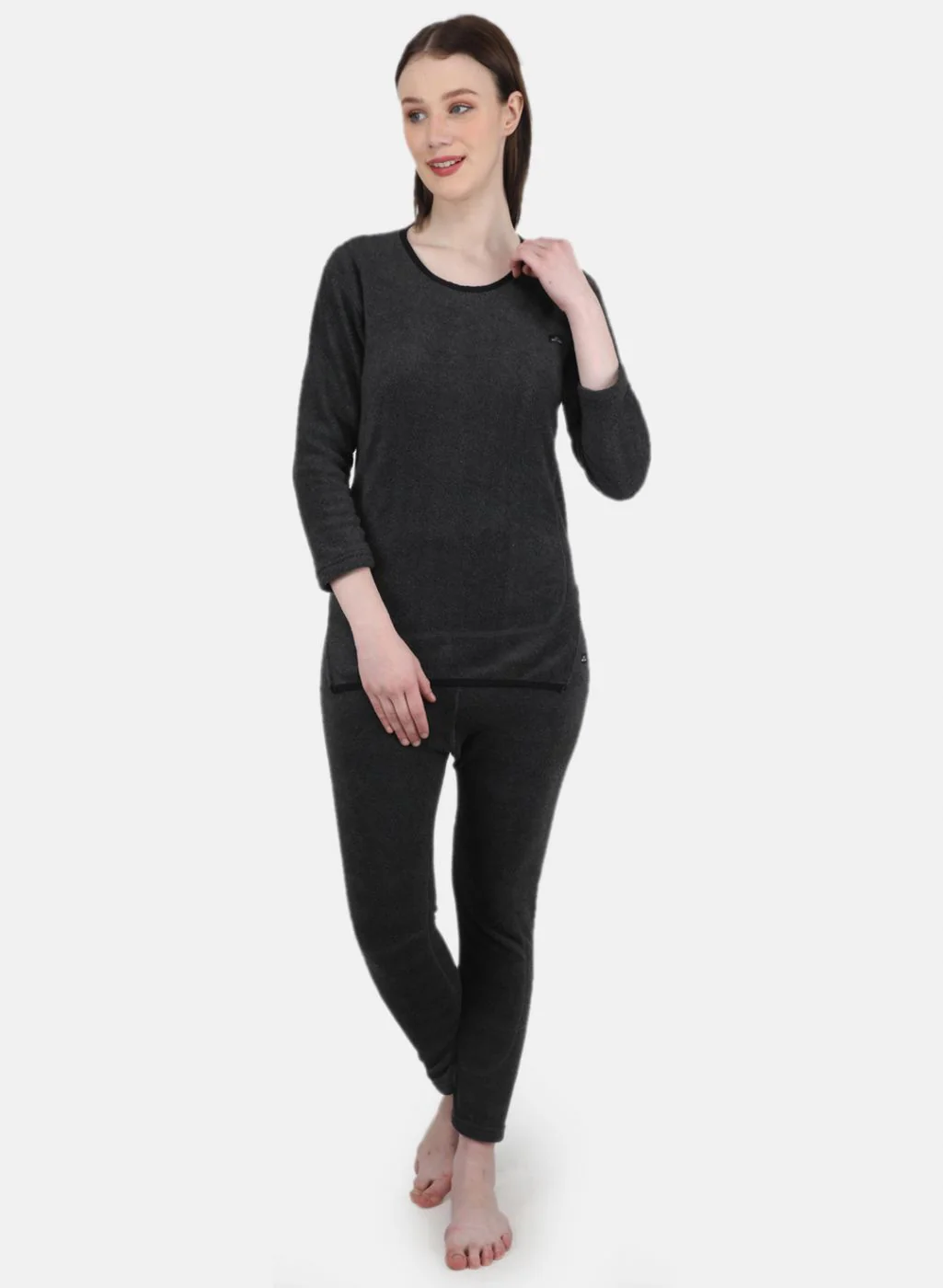 Women Grey Self Design Thermal Lower - Image 4