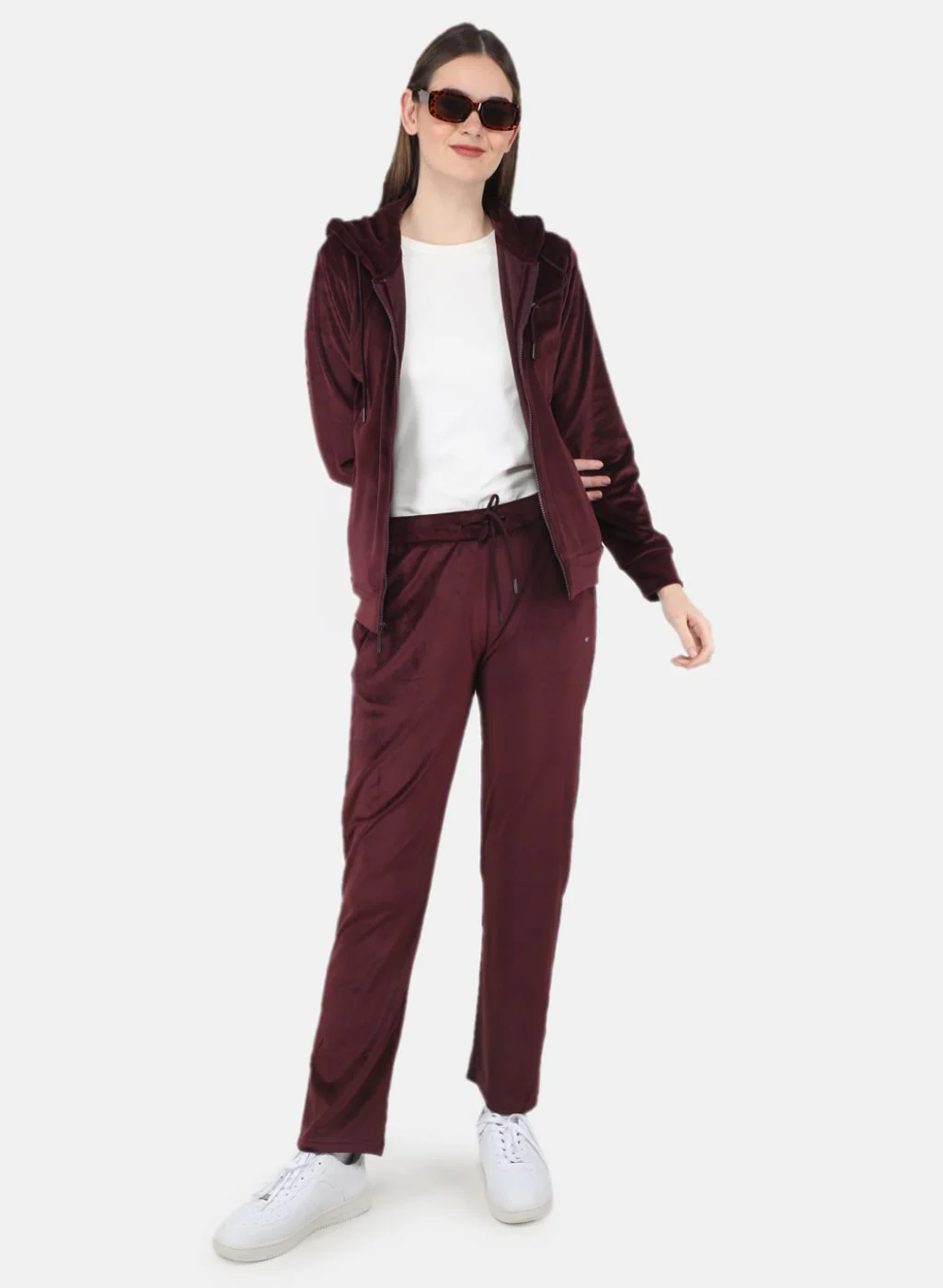 Women Maroon Solid Tracksuit - Image 4