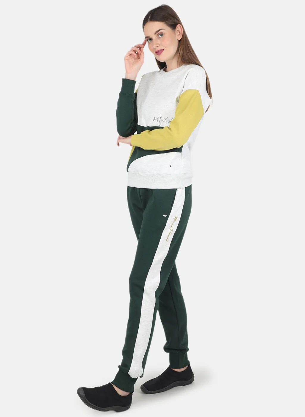 Women Off White Printed Tracksuit - Image 2