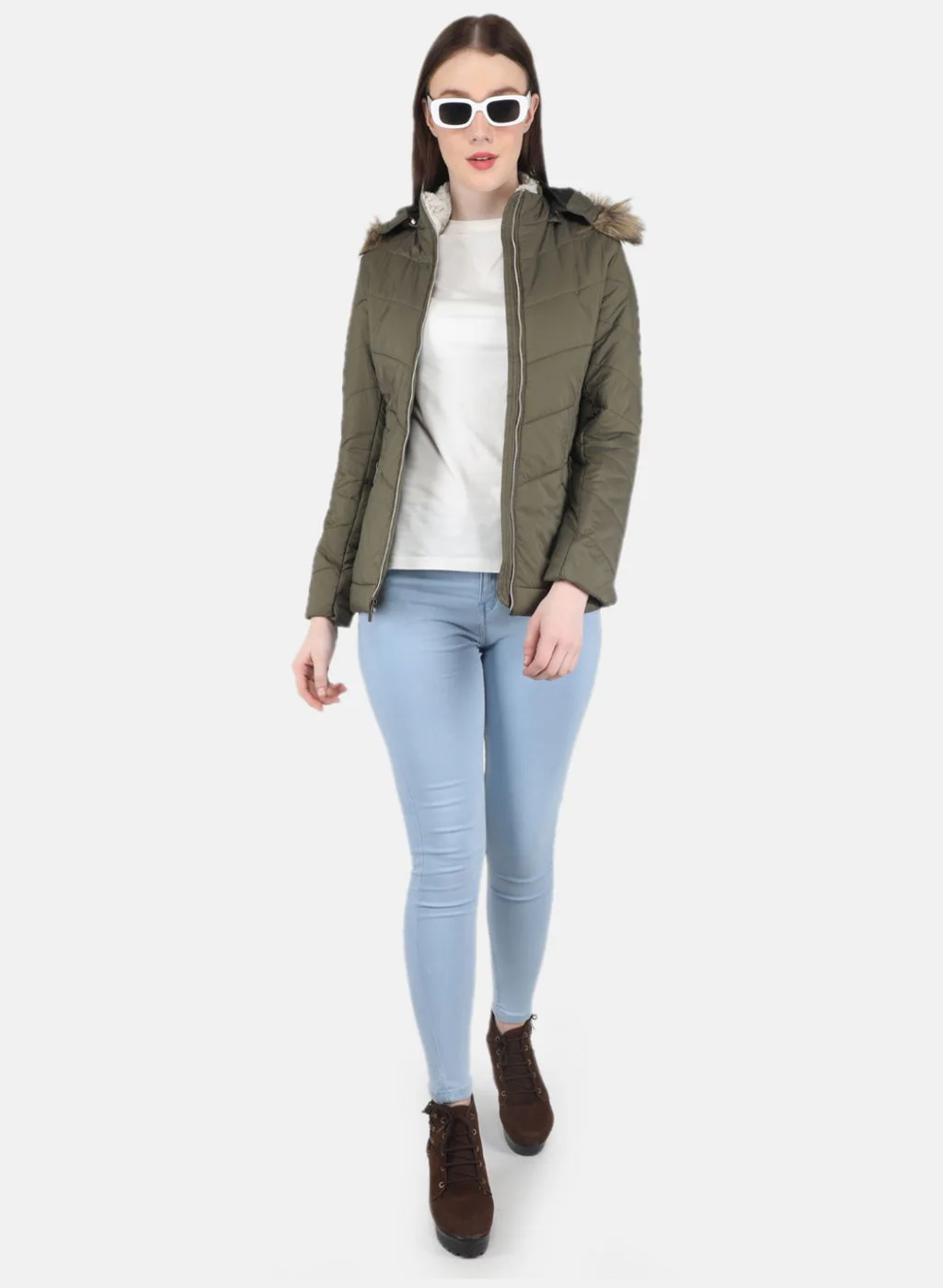 Women Olive Solid Jacket - Image 4