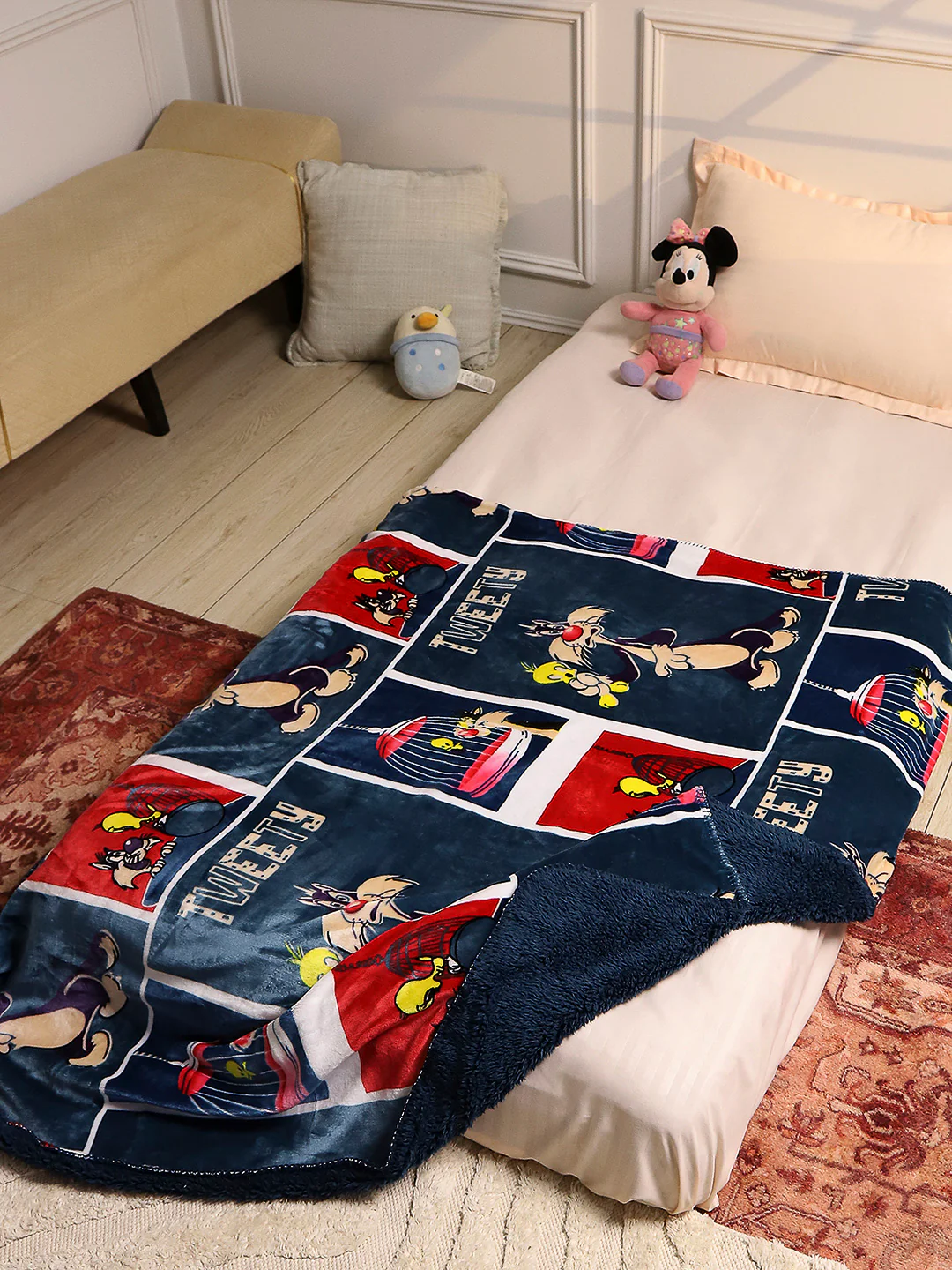 Tweety Bird Printed Ultra Soft Cartoon Network Blue Baby Blanket