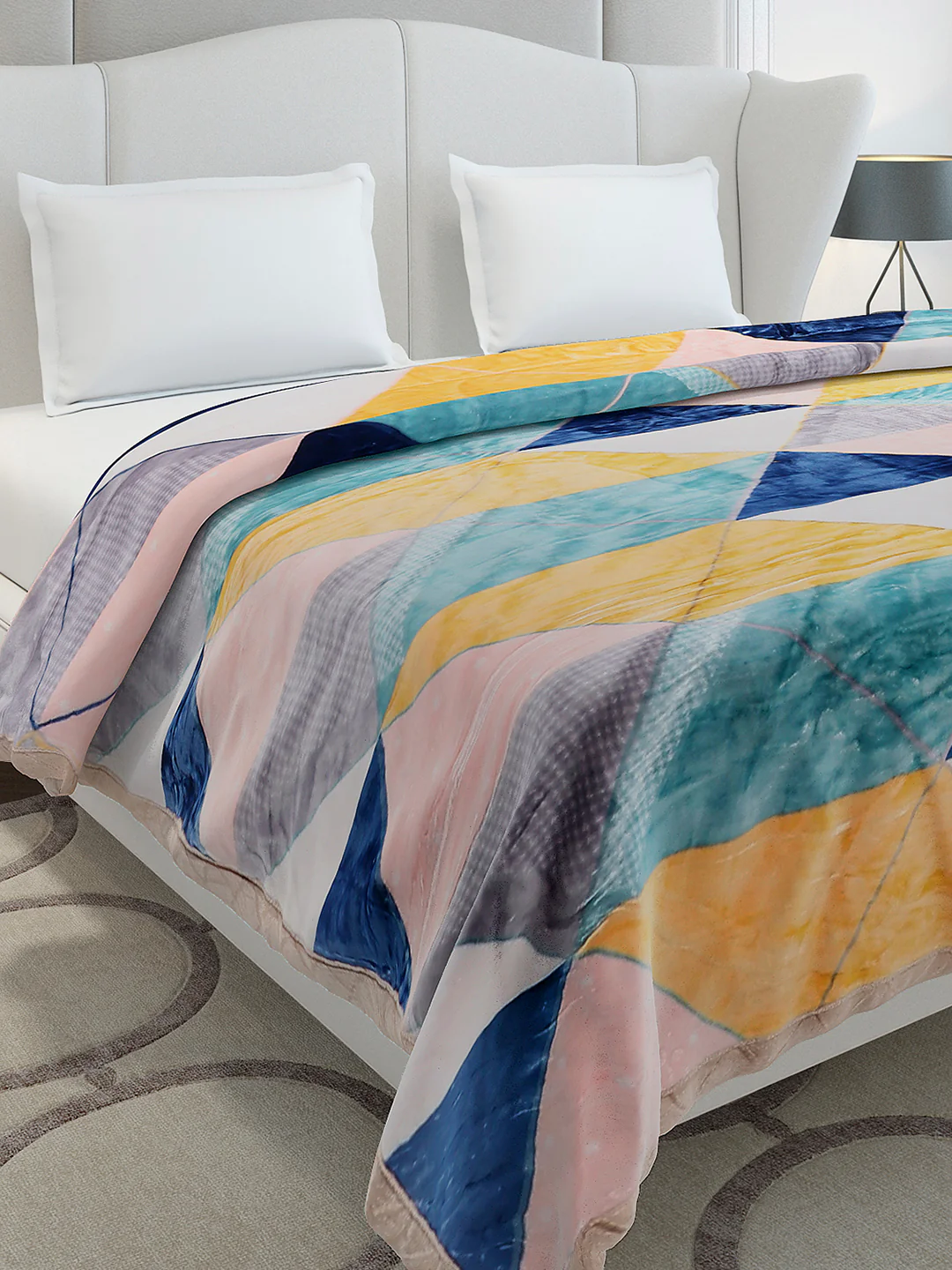 Printed Double Bed 3 Ply, 720 GSM Blanket for Heavy Winter - (Gala Glow)