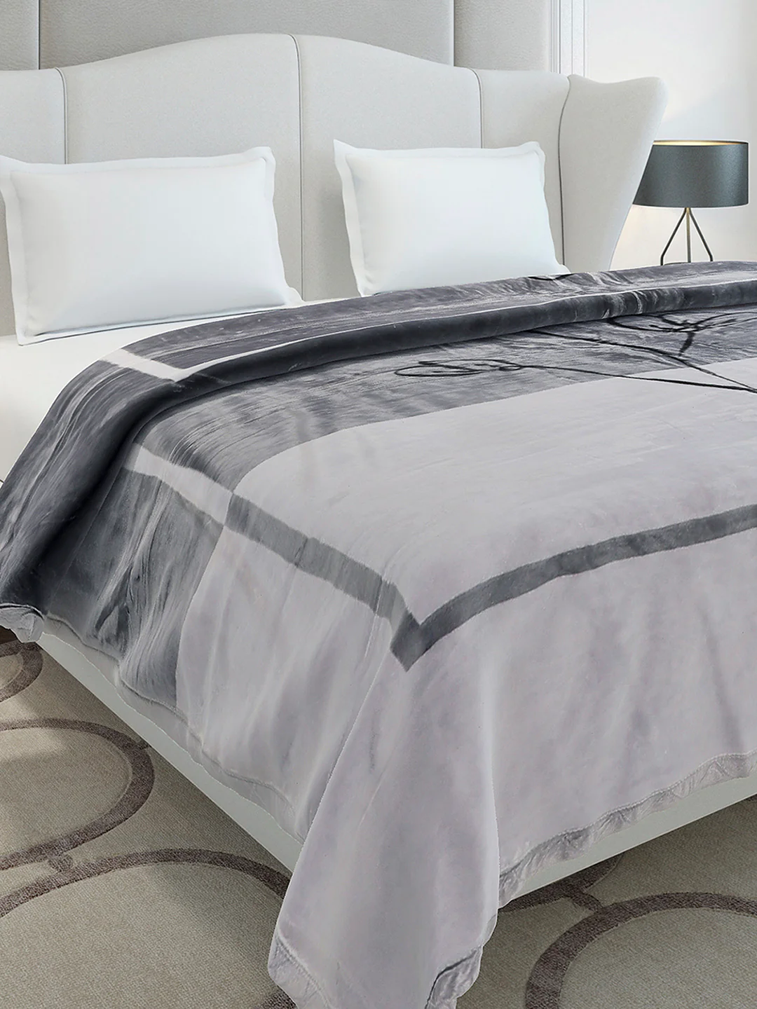 Printed Double Bed 3 Ply, 909 GSM Blanket for Heavy Winter - (Wild Side)