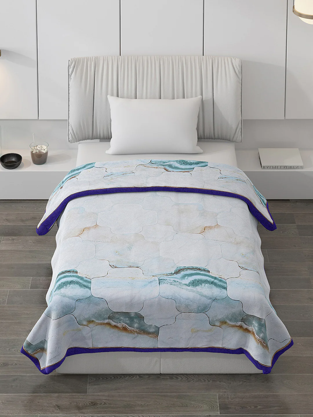 Printed 100% Polyester Single Bed Comforter for AC Room - Image 2