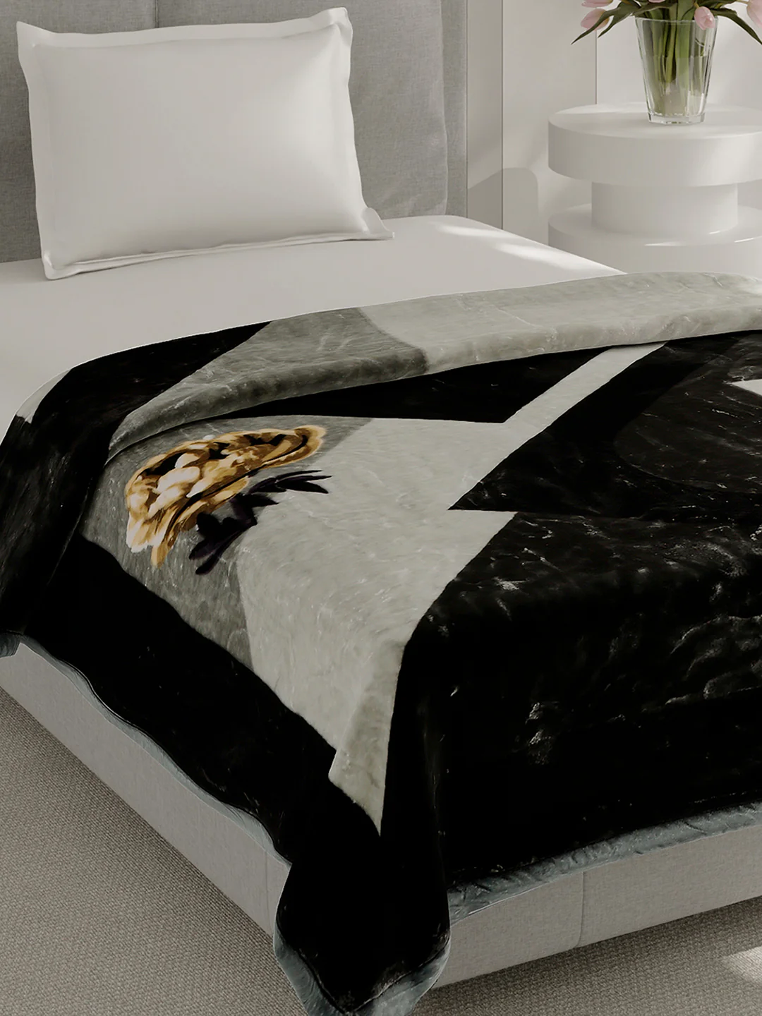 Printed Single Bed 2 Ply, 895 GSM Blanket for Heavy Winter - (Lavish Pvc)