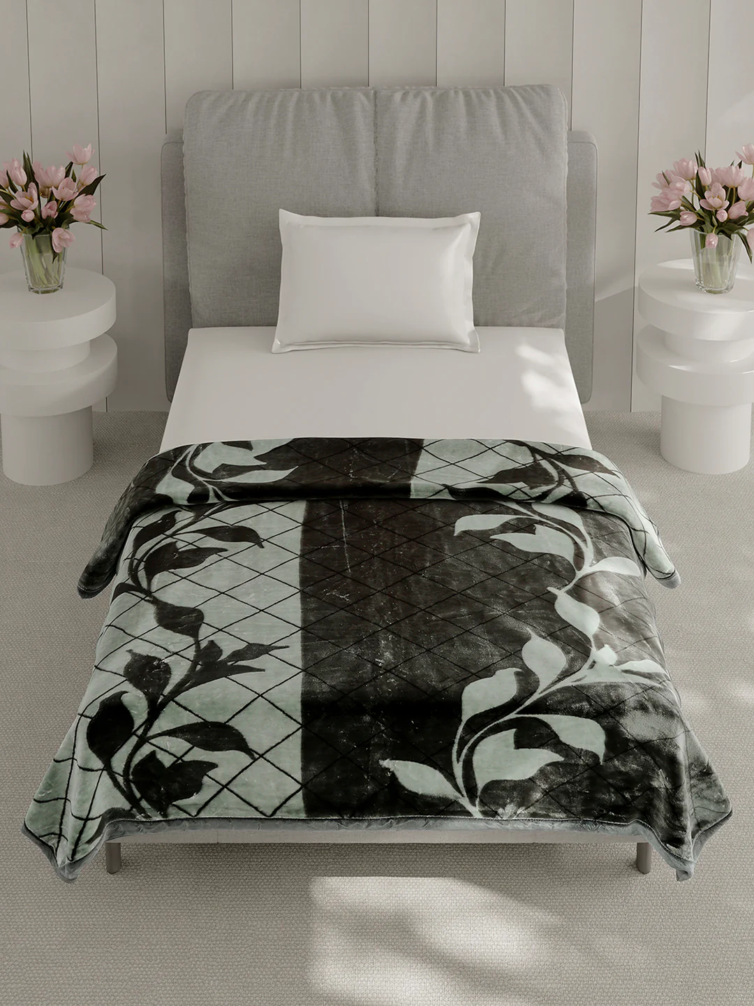 Printed Single Bed 2 Ply, 895 GSM Blanket for Heavy Winter - (Lavish Pvc) - Image 3