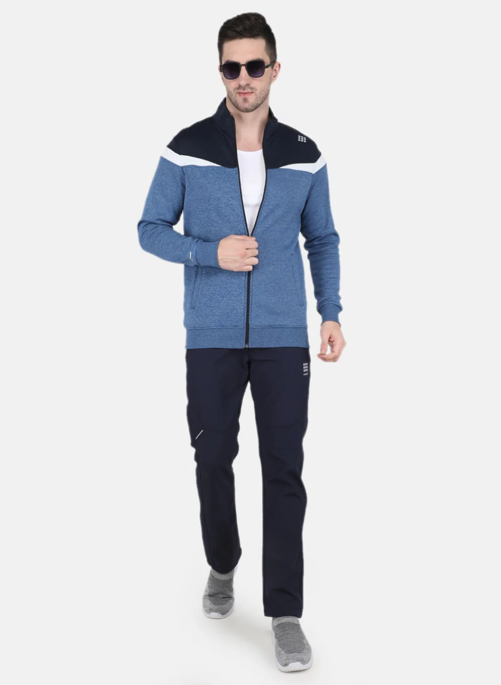 Rock.it Men Blue Solid Sweatshirt - Image 4