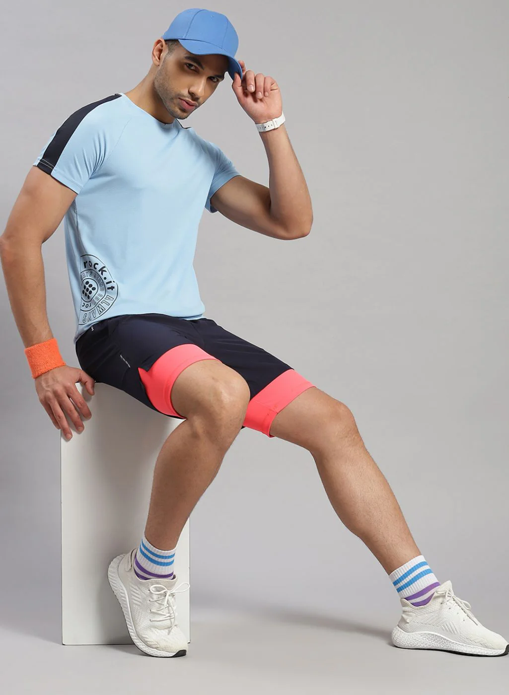 Rock.it Men Blue Solid T-Shirt