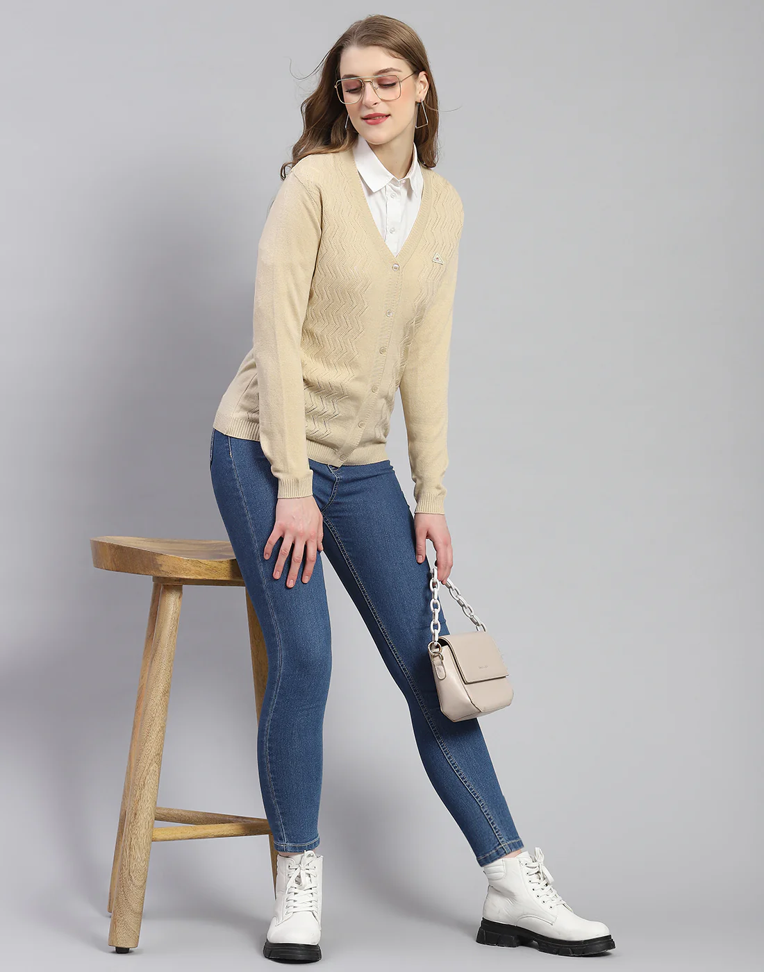 Women Beige Self Design V Neck Full Sleeve Cardigan