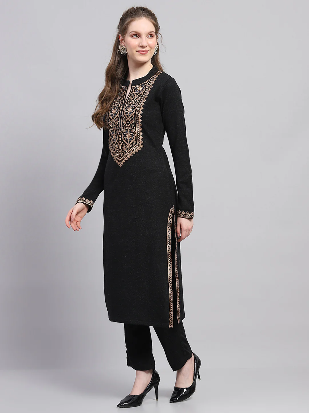 Women Black Embroidered Round Neck Full Sleeve Kurti Set for Winter - Image 3
