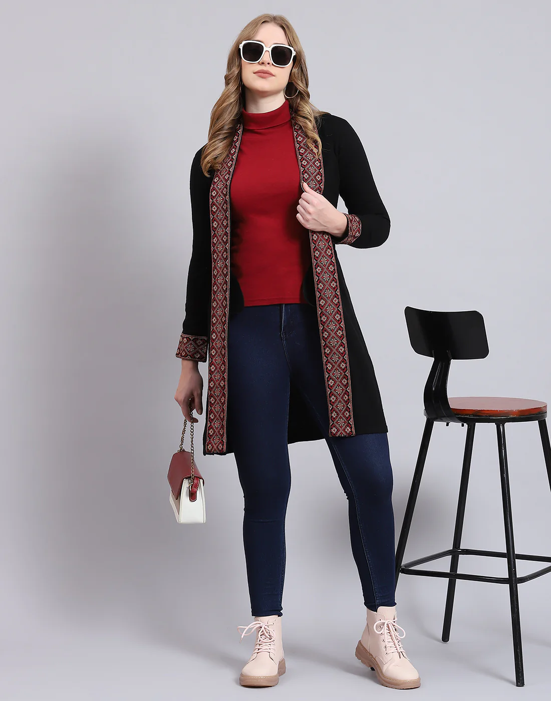 Women Black Self Design V Neck Full Sleeve Cardigan