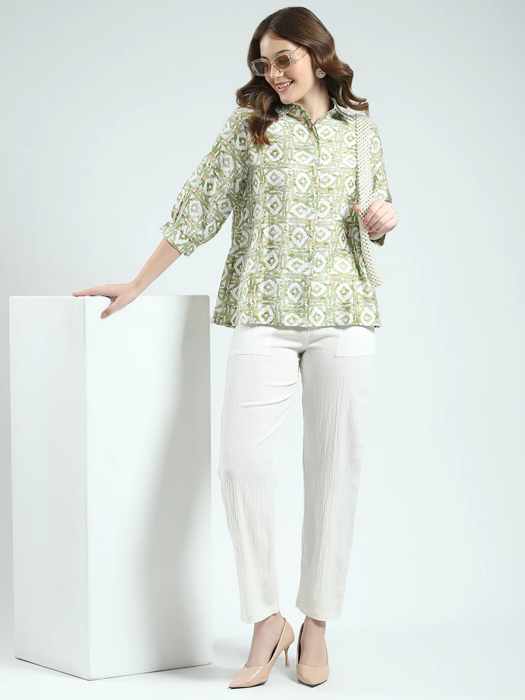 Women Green Printed Collar 3/4th Sleeve Cords Set - Image 2