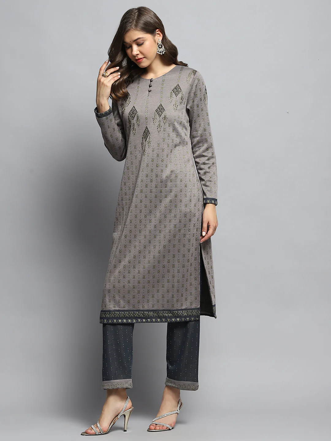 Women Green Self Design Round Neck Full Sleeve Kurti Set - Image 3
