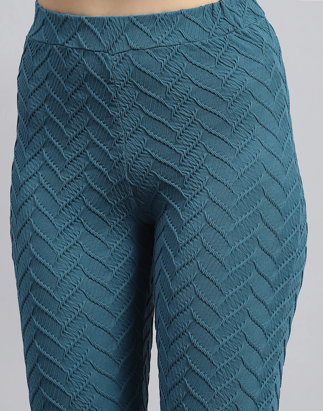 Rock.it Women Green Self Design Round Neck Sleeveless Cords Set - Image 7