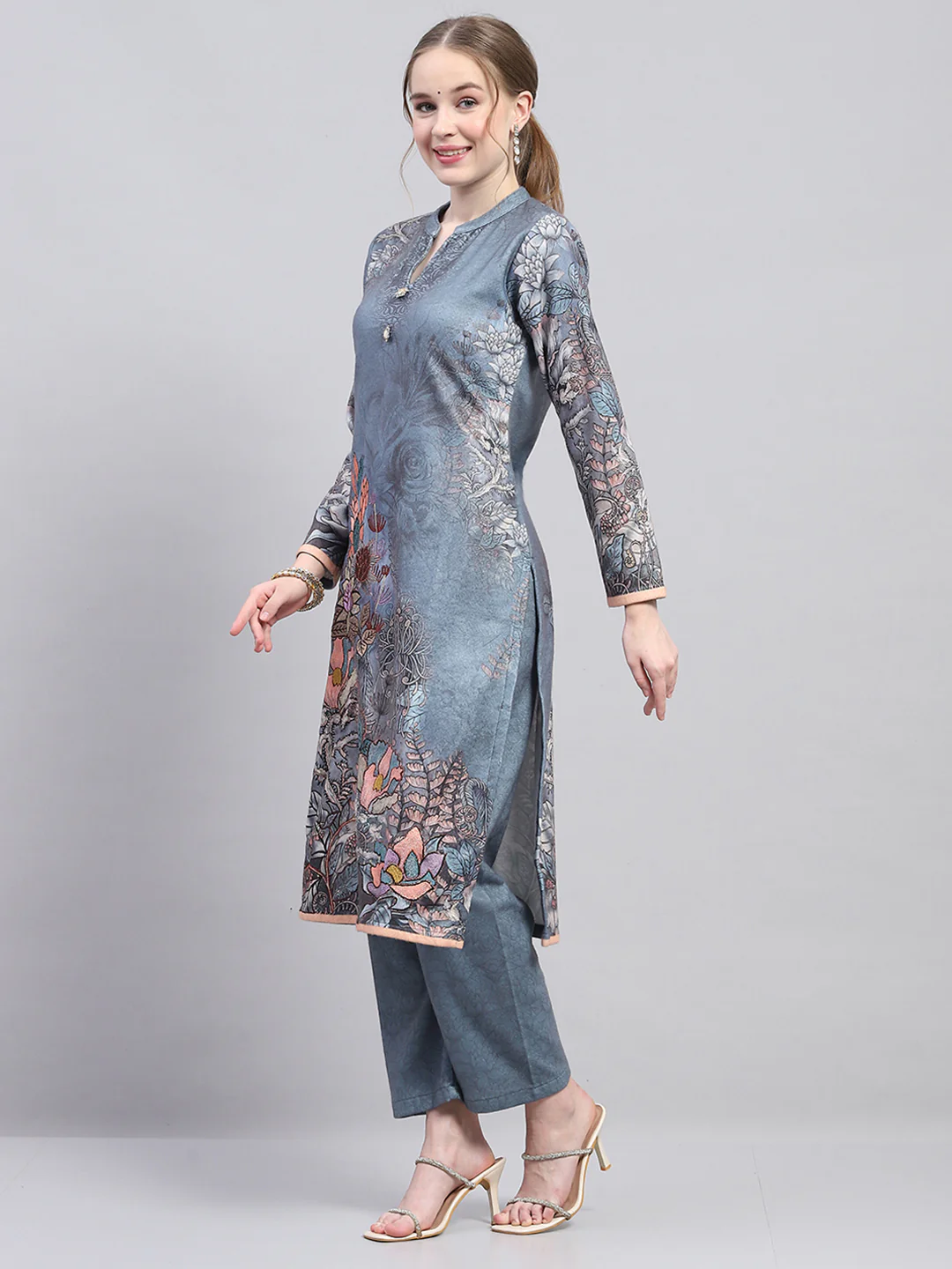Women Grey Self Design Round Neck Full Sleeve Kurtis Set for Winter - Image 2
