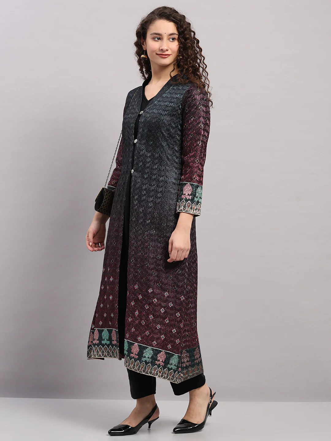 Women Maroon Printed Round Neck Full Sleeve Kurti Set for Winter - Image 3