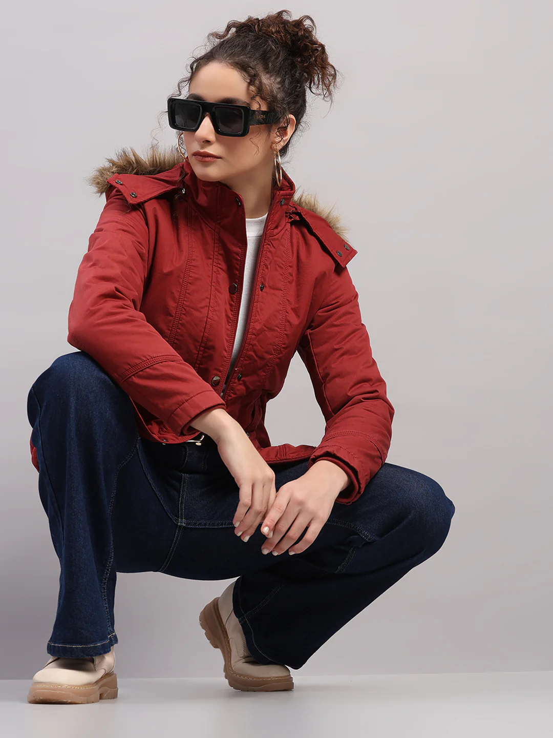 Women Maroon Solid Hooded Full Sleeve Jacket - Image 2