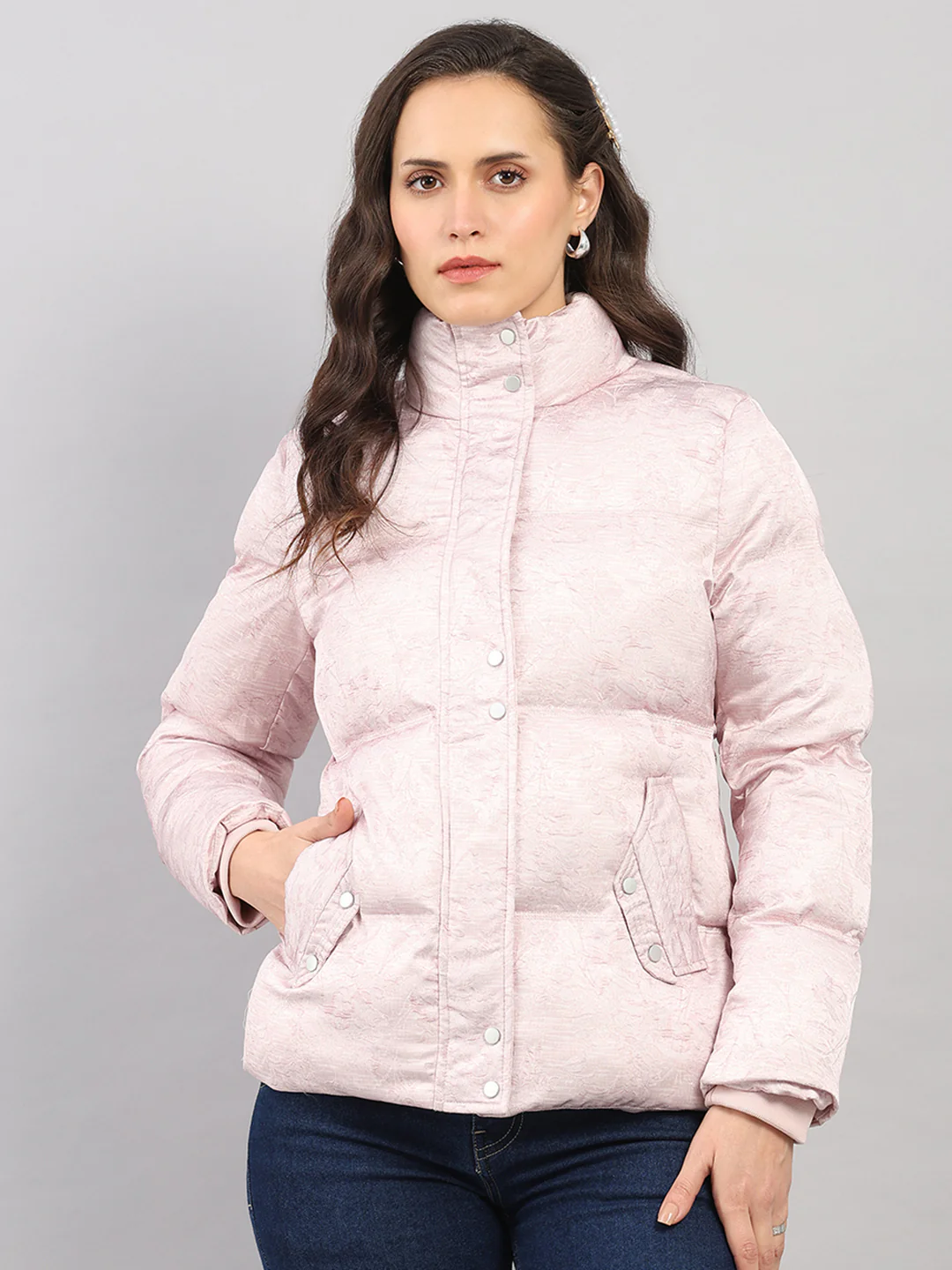 Women Mauve Solid High Neck Full Sleeve Jacket