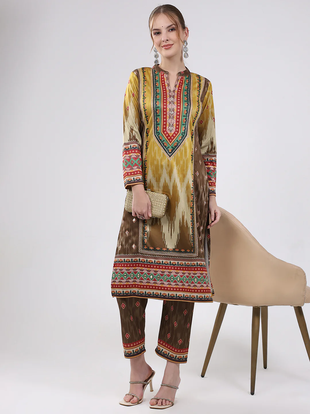 Women Multicolor Printed Round Neck Full Sleeve Kurti Set for Winter - Image 2