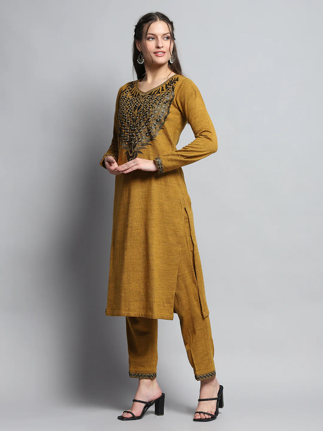 Women Mustard Self Design Round Neck Full Sleeve Kurti Set for Winter - Image 3