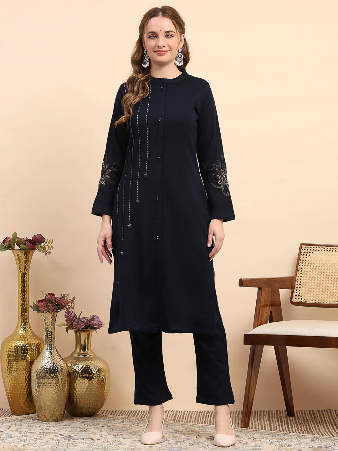 Women Navy Blue Printed Round Neck Full Sleeve Kurti Set for Winter