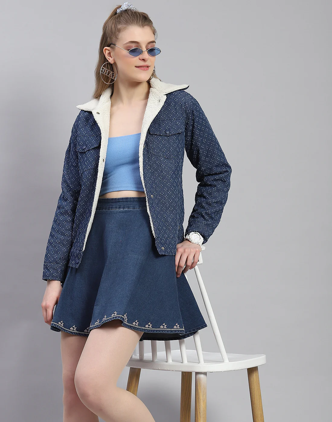 Women Navy Blue Self Design Collar Full Sleeve Jacket - Image 2
