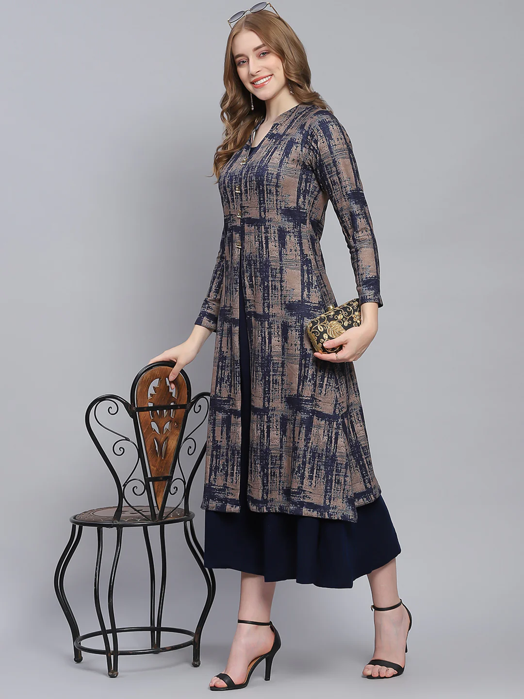 Women Navy Blue Self Design V Neck Full Sleeve Kurtis Set