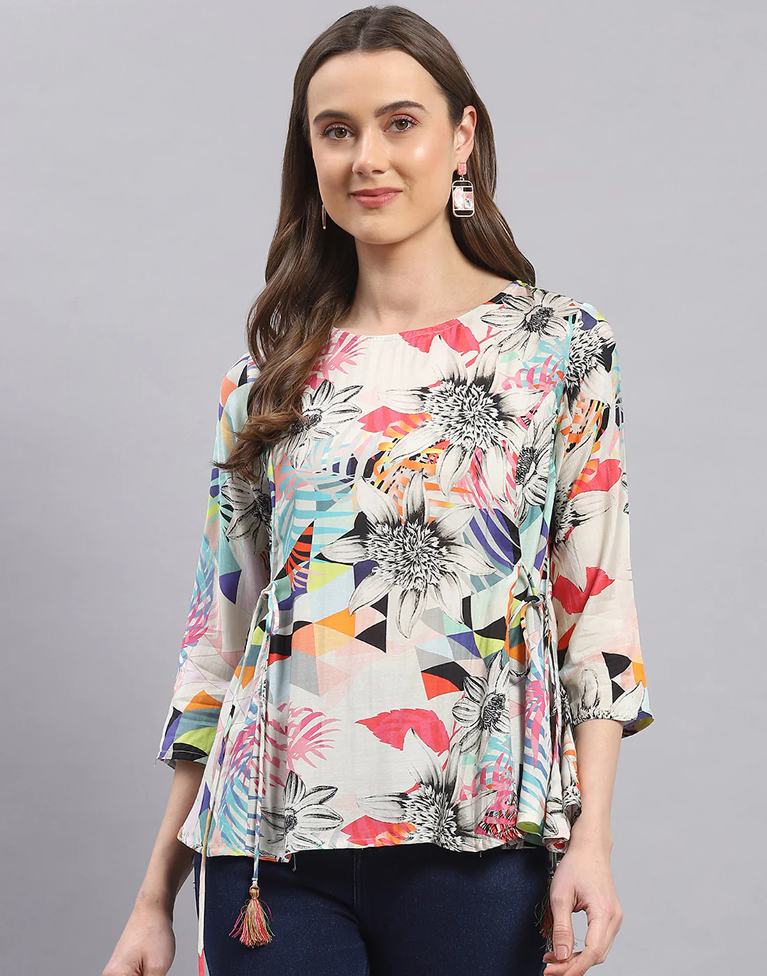 Women Off White Printed Boat Neck 3/4 Sleeve Top