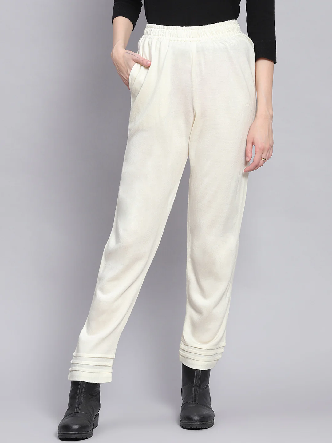 Women Off White Solid Regular Fit Winter Lowers