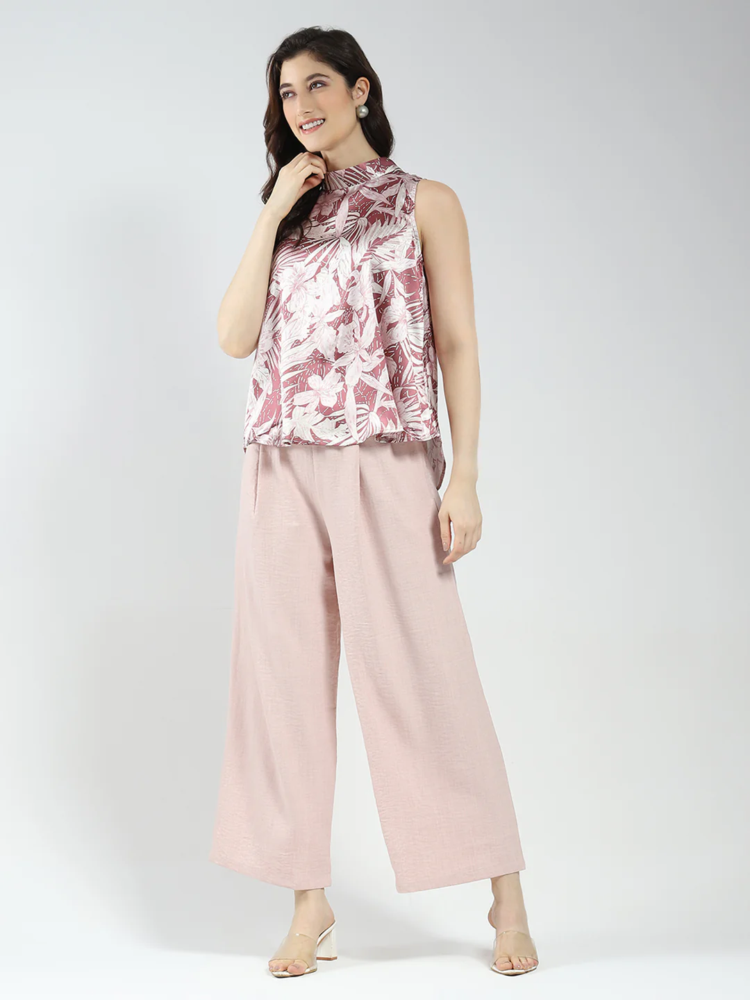 Women Pink Printed Band Neck Sleeveless Cords Set - Image 3