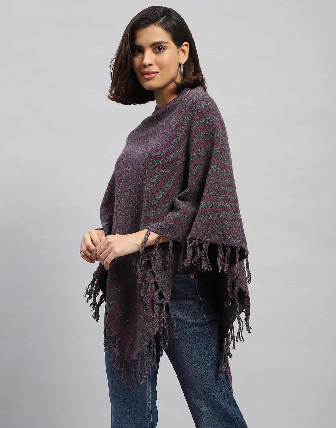 Women Purple Self Design Round Neck Poncho - Image 3