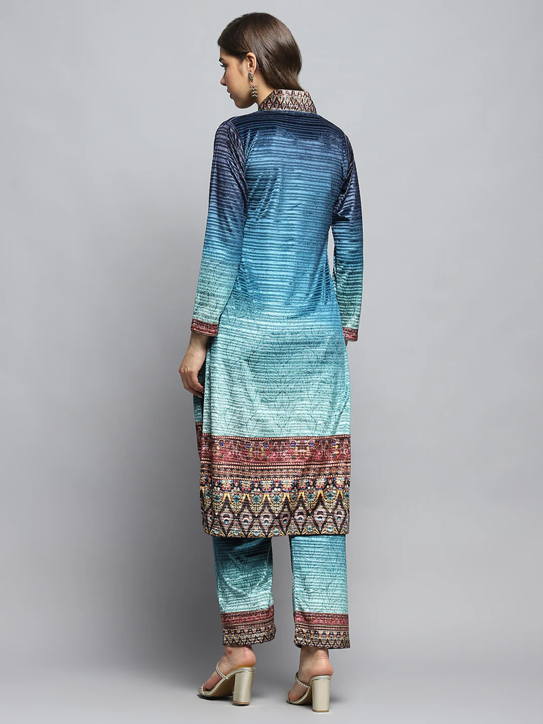 Women Sky Blue Self Design V Neck Full Sleeve Kurti Set with Bag - Image 5